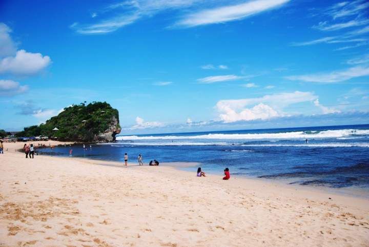 Pantai Indrayanti salah satu dari 10 tempat wisata terbaik di Jogja
