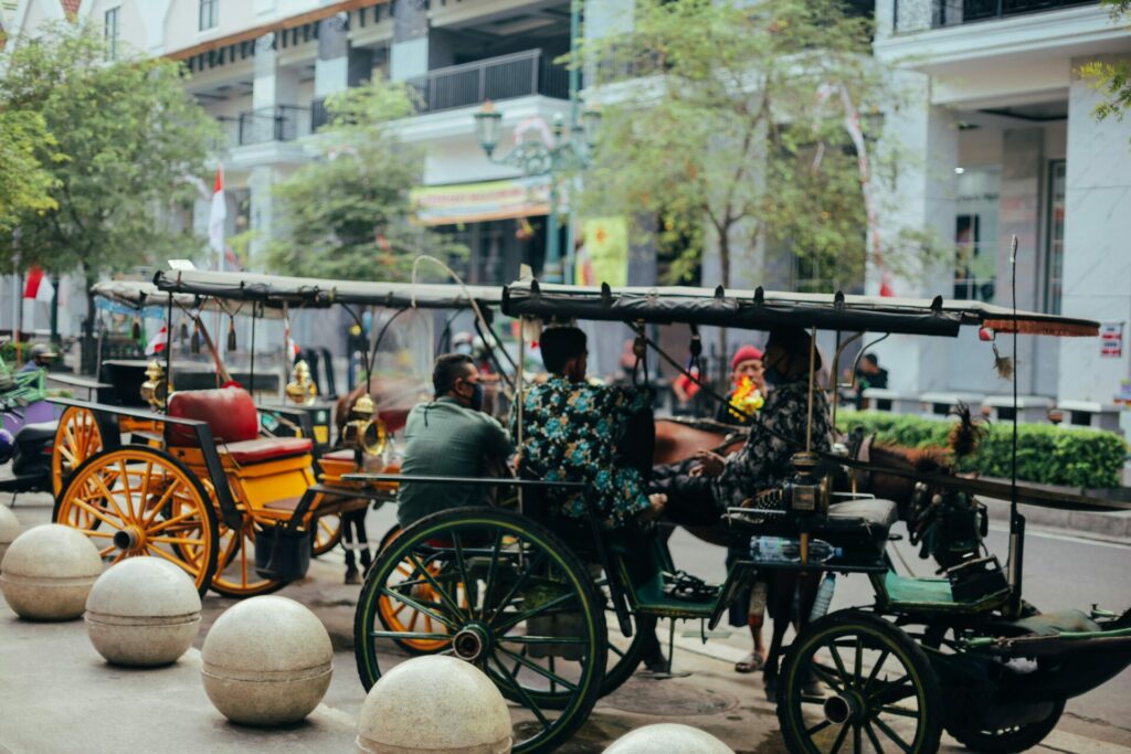 Para tukang delman di sekitar jalan Maliobor Jogja 10 tempat wisata terbaik di Jogja